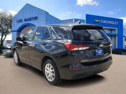 Used 2022 Chevrolet Equinox LS w/ LS Convenience Package