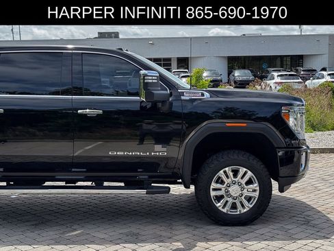 Used 2020 GMC Sierra 2500 Denali w/ Denali Ultimate Package AWD/4WD image 13
