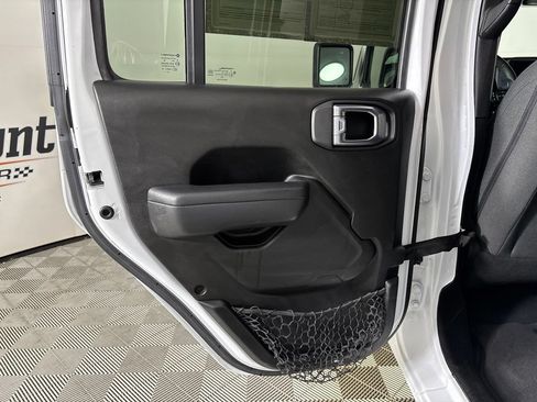 Used 2024 Jeep Wrangler Unlimited Sport AWD/4WD image 21