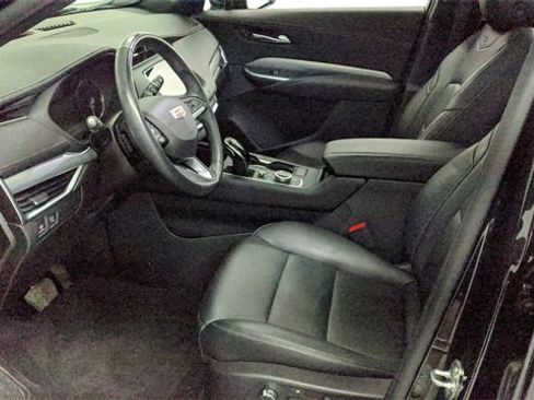 Used 2020 Cadillac XT4 Premium Luxury image 25