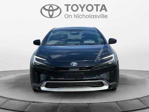 Used 2025 Toyota Prius Plug-In Hybrid w/ Limited Premium Package FWD image 8