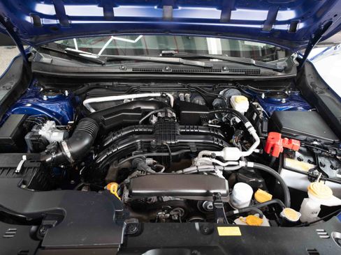 Used 2024 Subaru Crosstrek 2.0i Premium AWD/4WD image 31