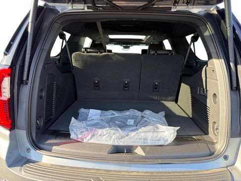 New 2026 GMC Yukon XL Elevation w/ Elevation Premium Package image 17