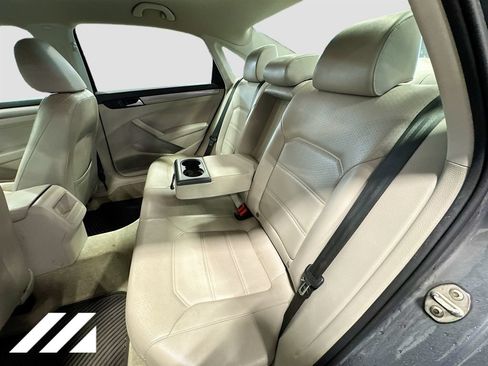 Used 2015 Volkswagen Passat 1.8T Limited Edition FWD image 22