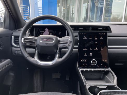 Used 2026 GMC Terrain Elevation image 17