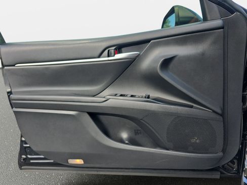 Used 2018 Toyota Camry SE image 26