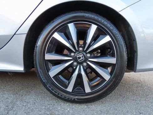 Certified 2023 Honda Civic EX image 8