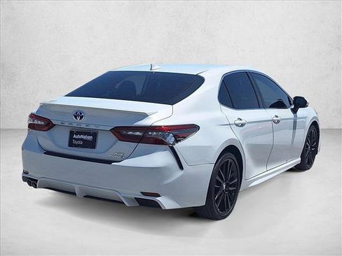 Used 2023 Toyota Camry XSE FWD image 5