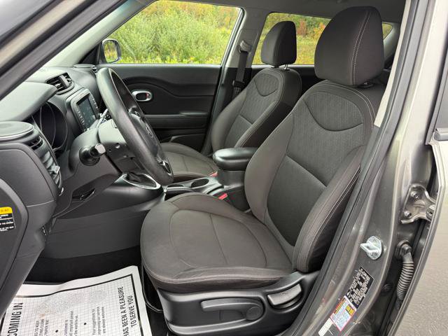 Used 2018 Kia Soul w/ Convenience Package FWD image 10