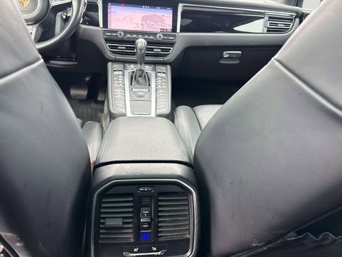 Used 2020 Porsche Macan S AWD/4WD image 13