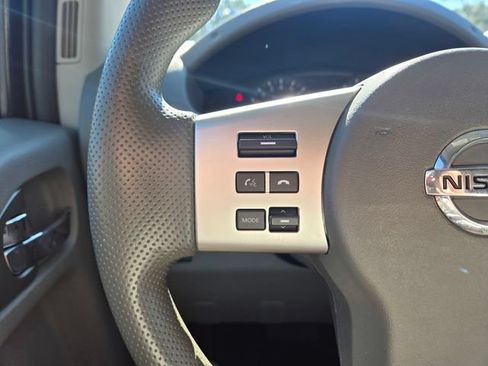 Used 2019 Nissan Frontier SV AWD/4WD image 24
