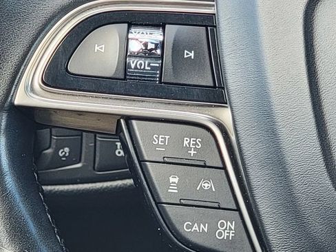 Used 2019 Lincoln Nautilus Reserve AWD/4WD image 33
