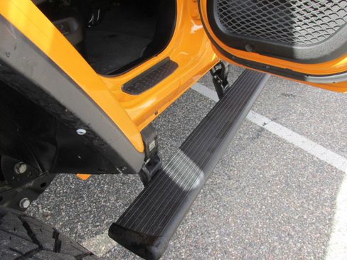 Used 2021 Jeep Wrangler Unlimited Rubicon 4xe w/ Steel Bumper Group image 91