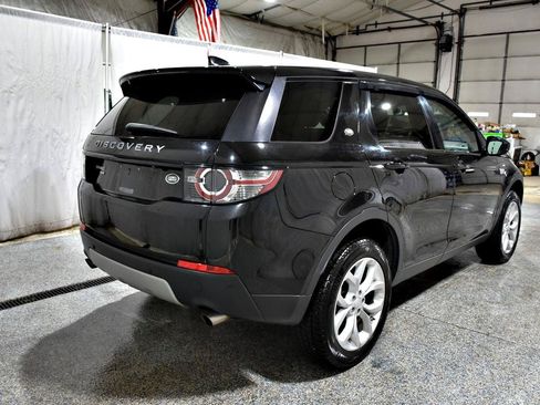 Used 2018 Land Rover Discovery Sport HSE AWD/4WD image 6