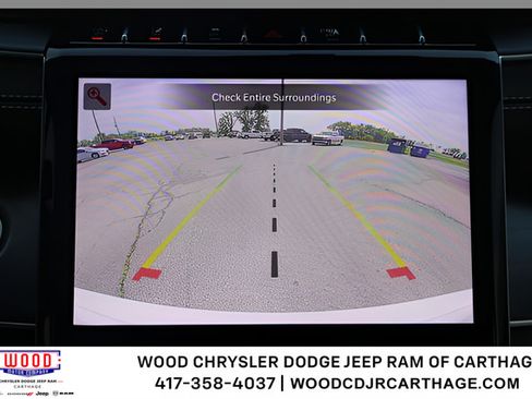 Used 2024 Jeep Grand Cherokee Limited w/ Black Appearance Package AWD/4WD image 16