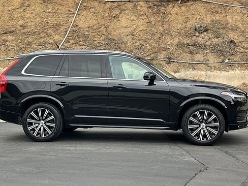 Certified 2023 Volvo XC90 B6 Core w/ Protection Package Premier AWD/4WD image 3