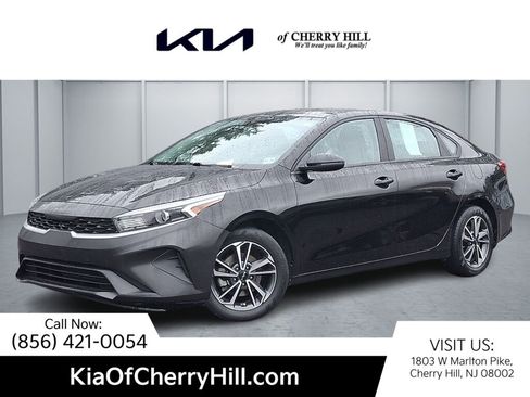 Used 2022 Kia Forte LXS w/ LXS Technology Package image 1