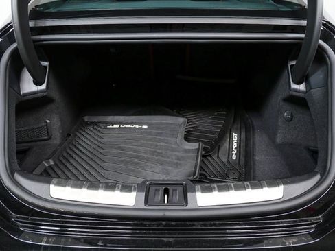 Used 2023 Audi e-tron GT Prestige image 27