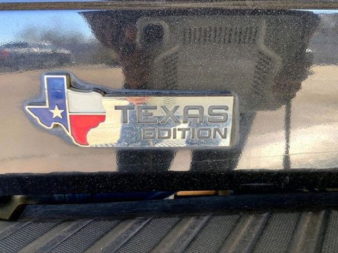 Used 2014 Ford F150 XLT w/ Equipment Group 302A Luxury image 9