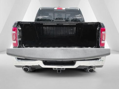 Used 2019 RAM 1500 Laramie AWD/4WD image 7