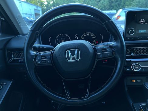 Used 2024 Honda Civic EX image 24