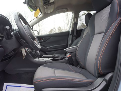 Used 2023 Subaru Crosstrek 2.0i Premium image 12