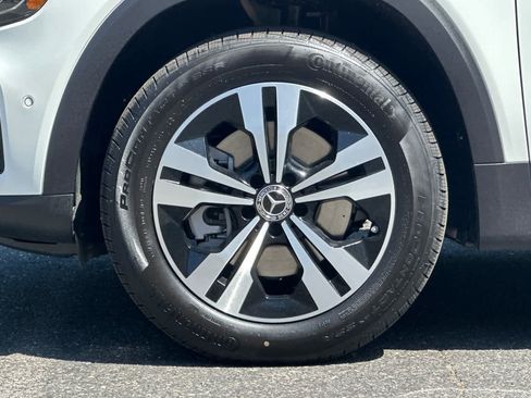 New 2026 Mercedes-Benz GLB 250 image 24