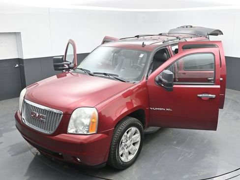 Used 2010 GMC Yukon XL SLT AWD/4WD image 50