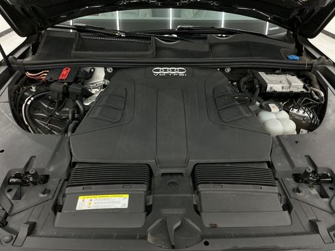 Used 2019 Audi Q7 3.0T Premium Plus AWD/4WD image 45