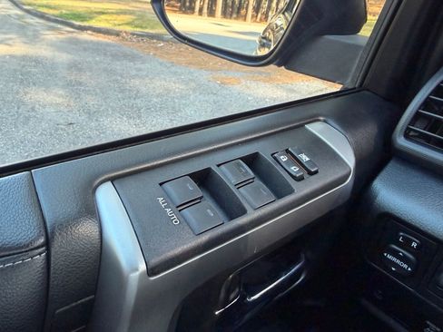 Used 2018 Toyota 4Runner SR5 image 22