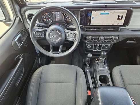 Used 2024 Jeep Wrangler Unlimited Sport AWD/4WD image 26