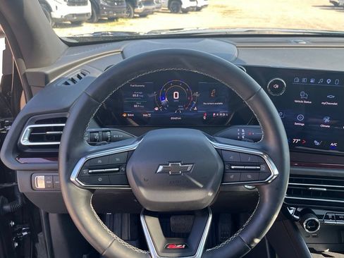 Used 2026 Chevrolet Traverse Z71 w/ LPO, Floor Liner Package AWD/4WD image 20