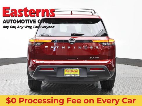 Used 2024 Nissan Pathfinder SV AWD/4WD image 6