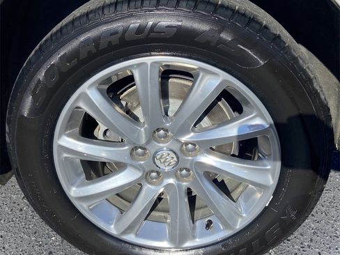 Used 2019 Buick Envision Essence image 10