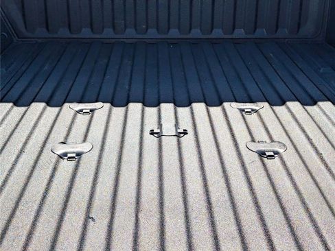 Used 2024 GMC Sierra 3500 Denali w/ Technology Package image 16