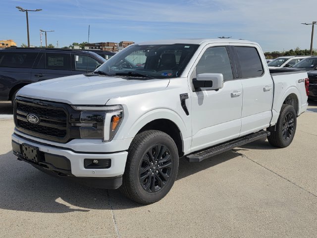Used 2025 Ford F150 Lariat AWD/4WD image 9