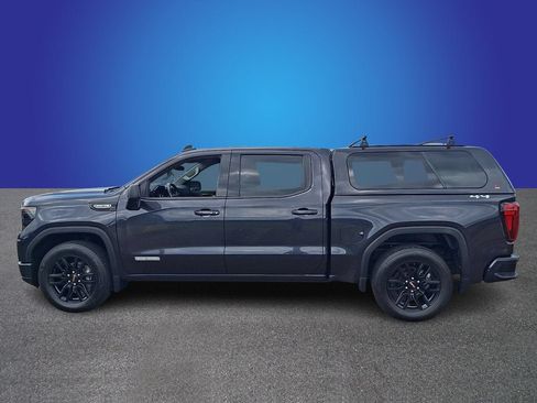 Used 2022 GMC Sierra 1500 Elevation w/ LPO, Elevation Black Package AWD/4WD image 7