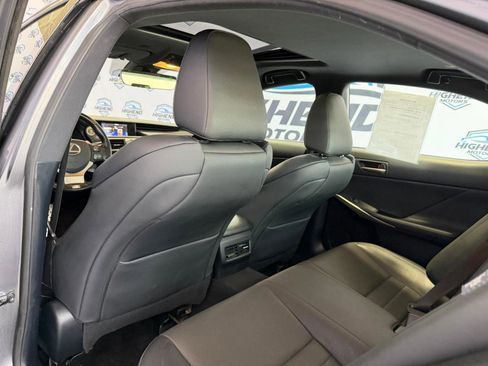 Used 2019 Lexus IS 300 F Sport w/ F Sport Package image 19
