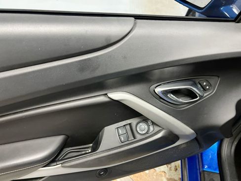 Used 2017 Chevrolet Camaro LT image 20