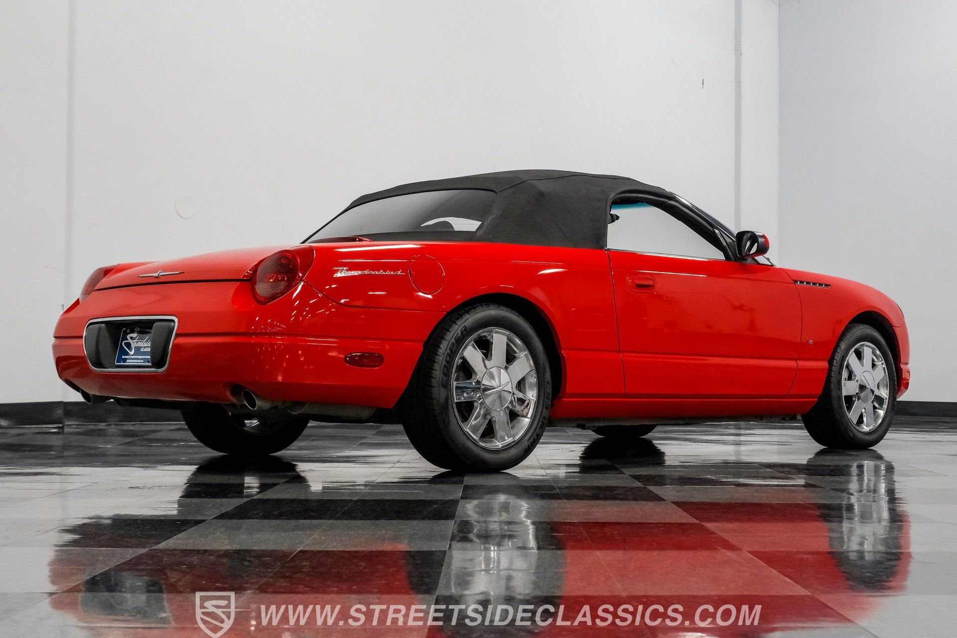 Used 2003 Ford Thunderbird RWD image 32