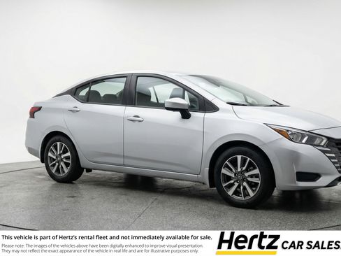 Used 2025 Nissan Versa SV FWD image 1