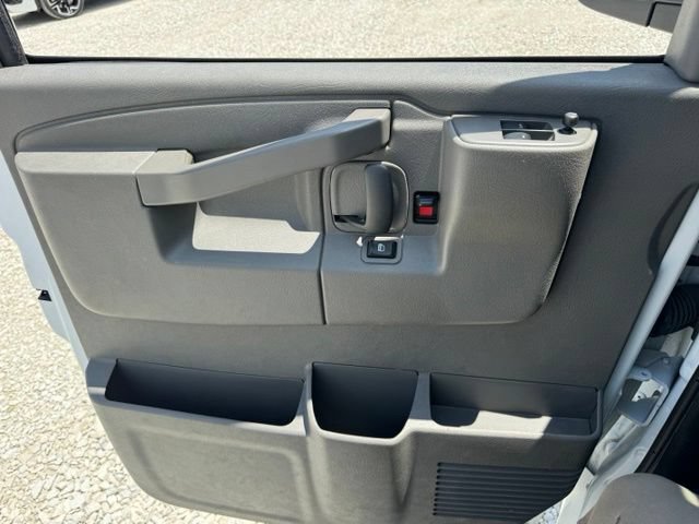 Certified 2025 GMC Savana 2500 w/ Driver Convenience Package RWD image 16