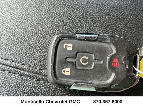 Certified 2024 GMC Terrain SLE w/ Driver Convenience Package FWD image 24