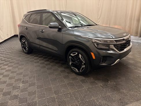 Certified 2024 Kia Seltos SX image 3