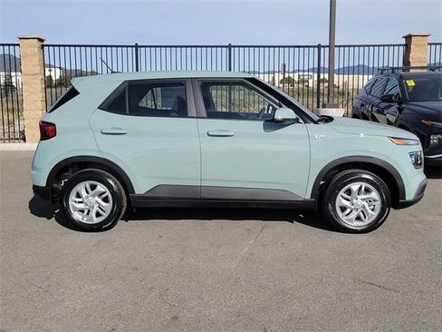 New 2026 Hyundai Venue SE image 23