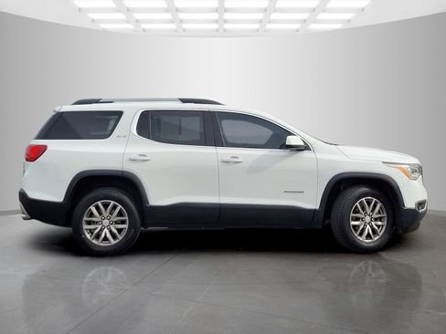 Used 2019 GMC Acadia SLE w/ Driver Alert Package I image 3