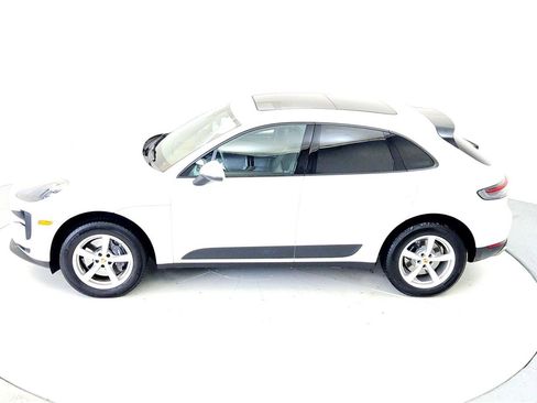 Used 2021 Porsche Macan image 15