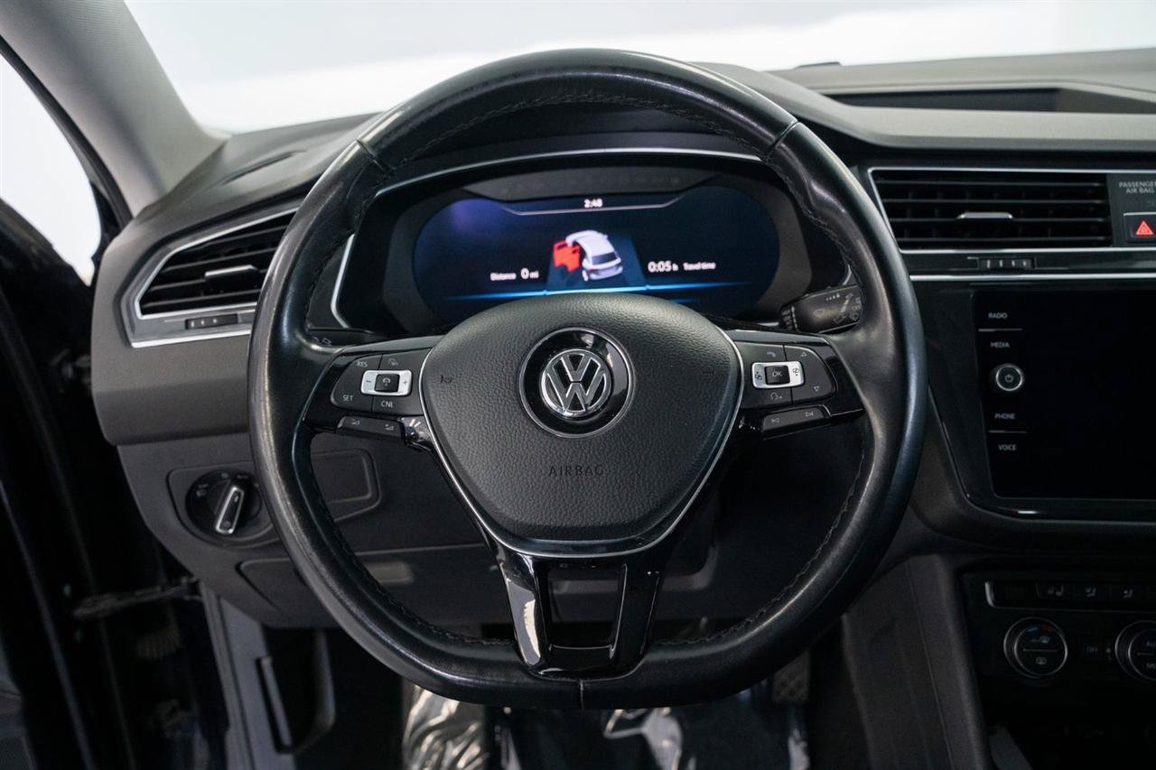 Used 2018 Volkswagen Tiguan SEL Premium AWD/4WD image 13