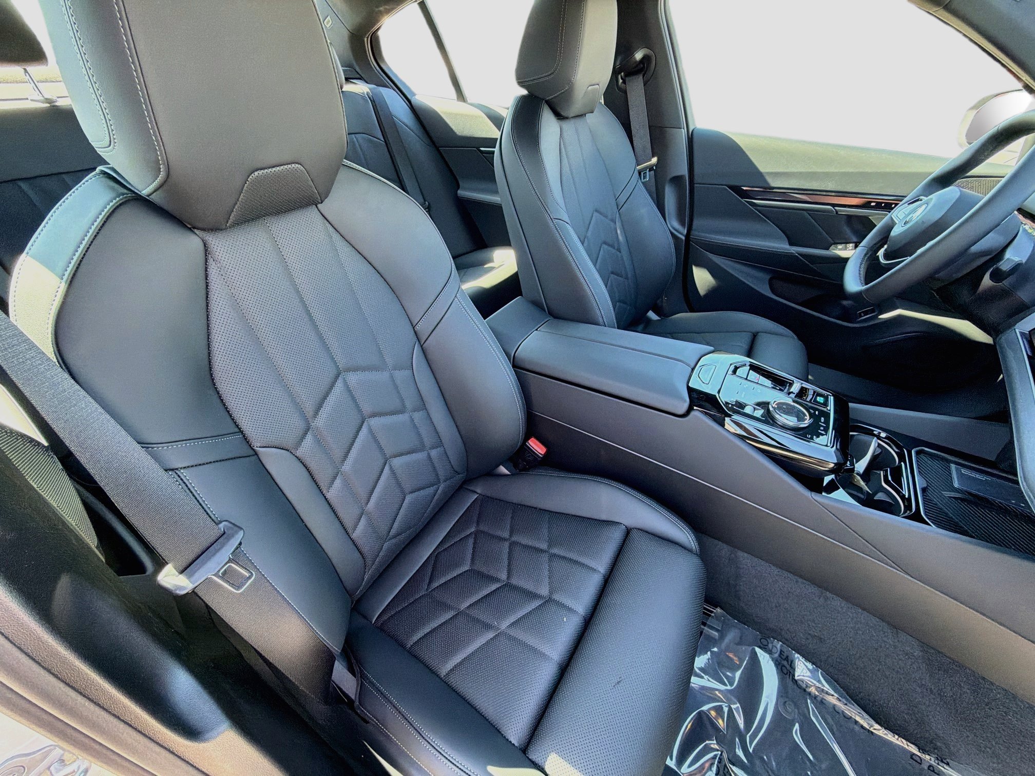 Used 2026 BMW i5 eDrive40 RWD image 15