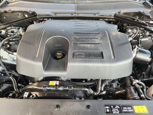 Certified 2026 Land Rover Defender 130 S AWD/4WD image 27